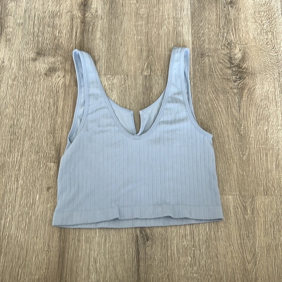 Forever 21 Ribbed Seamless Split Neck Crop Top - Picture 2 of 3